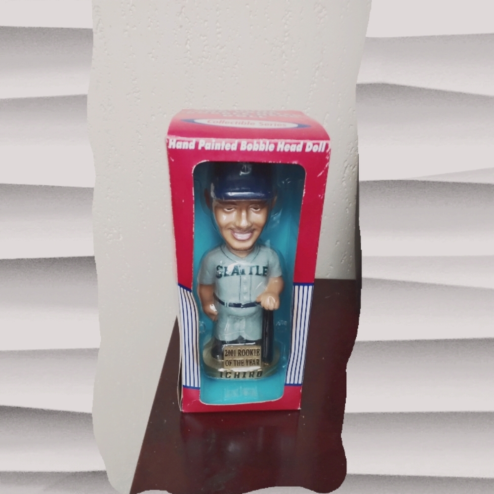 ICHIRO BOBBLE HEAD